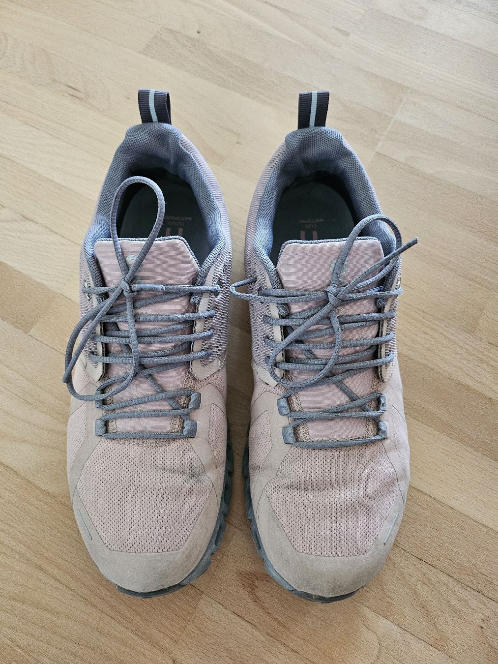 Scarpe da uomo: On Wasserdichte Schuhe Cloud 5, No.40 – Usato da Zürich venduto da Anthippi
