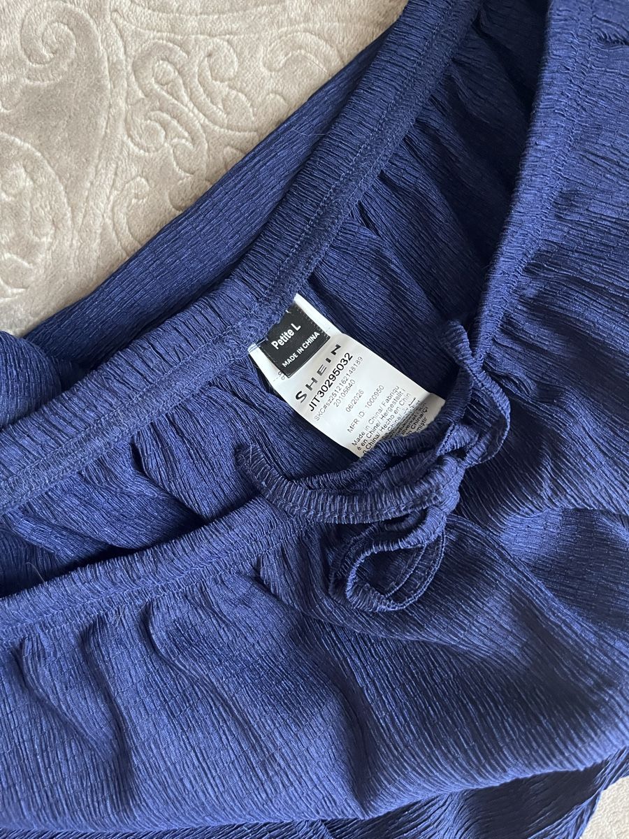 Hosen: Pantalon bleu  – Neu und originalverpackt aus Genève von soraia.simao 2