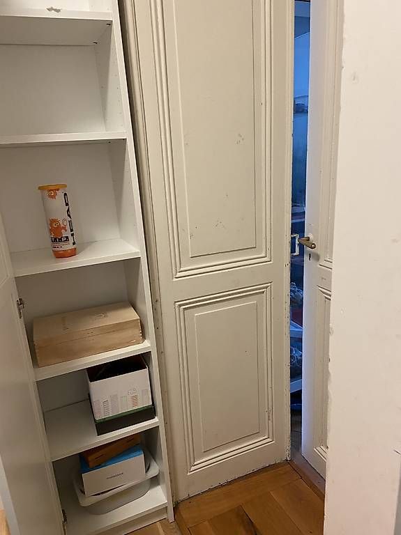 Ikea Armadi: Billy avec porte – Usato da Lausanne venduto da lau_8vk7 2