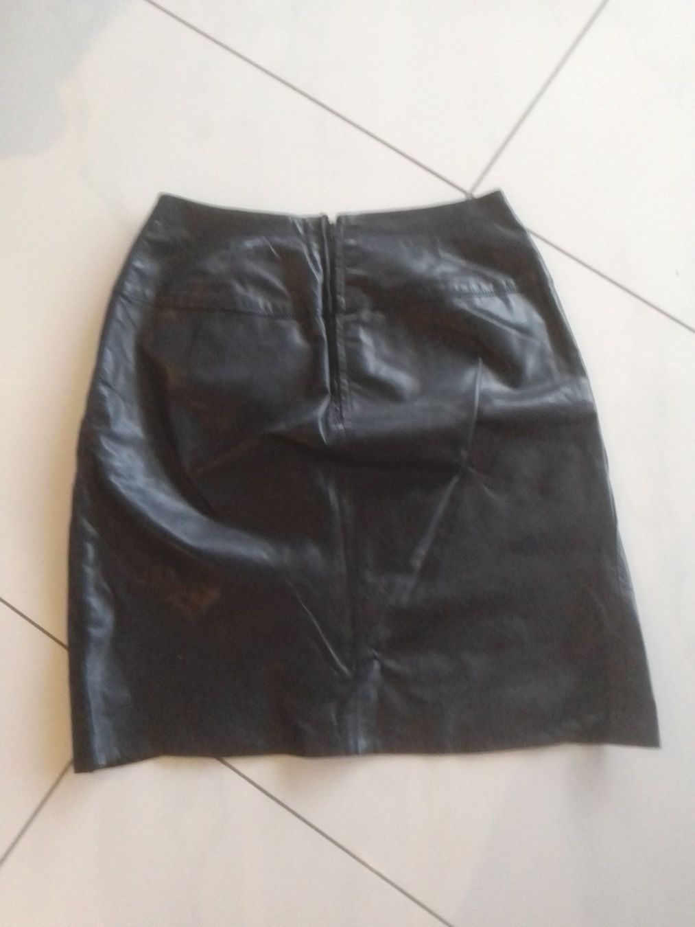 Gonne: Jupe en cuir véritable – Usato da La Chaux-de-Fonds venduto da Boutique333 2