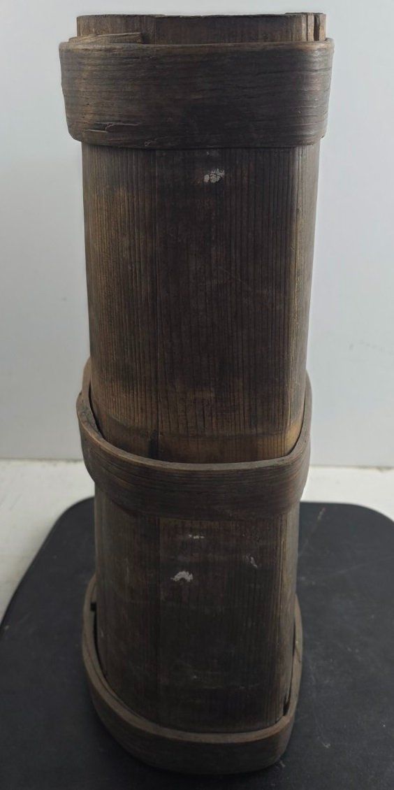 Altri elettrodomestici e apparecchi d’epoca: Antikes Holzgefäß / Butterfass / Vorratsfass Vollholz – Usato da Flums venduto da Flumsantik 1