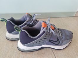 Nike Air Max Sneaker, Sportschuh, Laufschuh, Grösse 43, grau