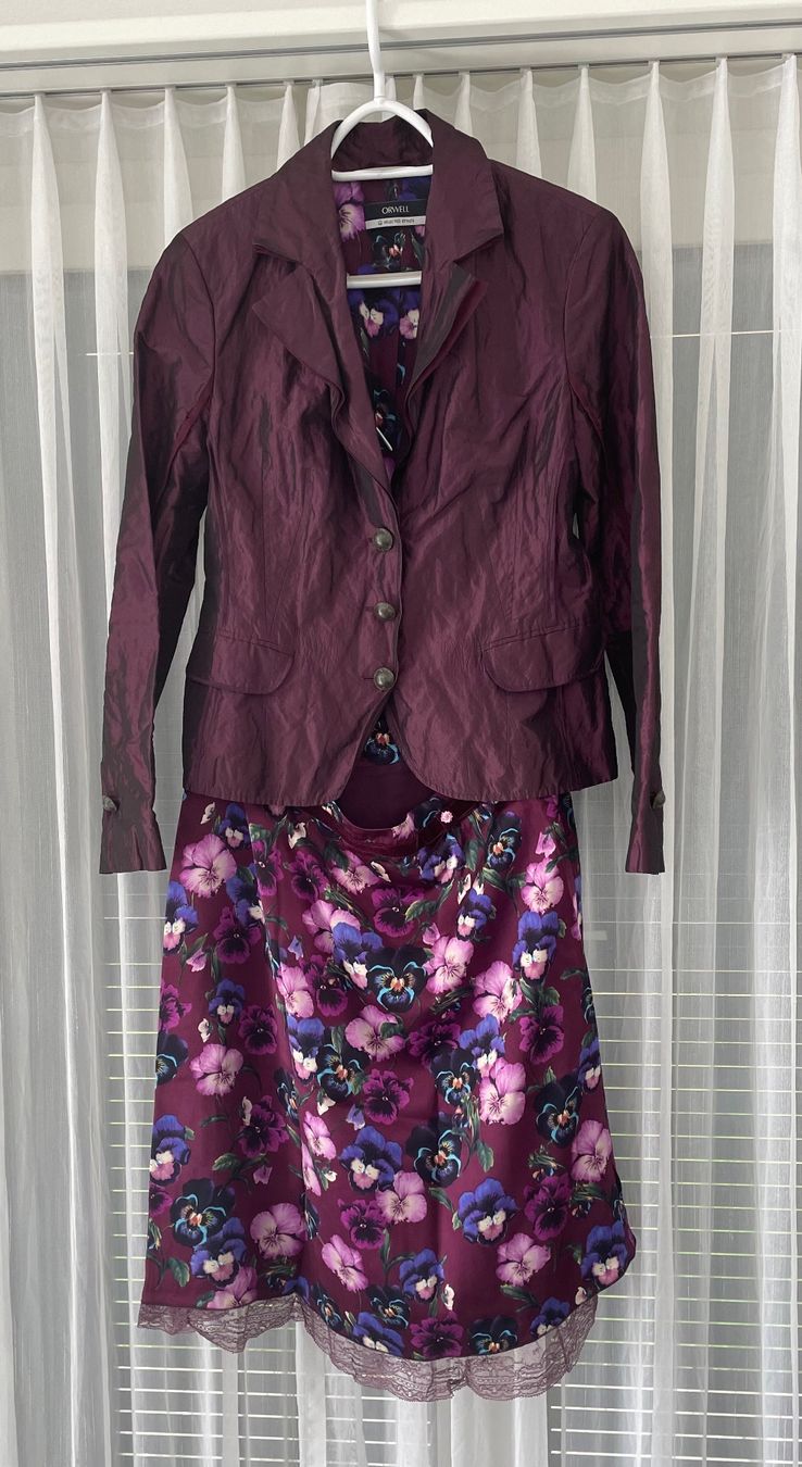 Giacche: Jacke mit Rock (Seide) – Usato da Oberbipp venduto da annegret05