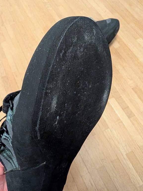 Scarpe da uomo: Kletterschuhe (Grösse 44) – Usato da Zürich venduto da phi_wb8h 2