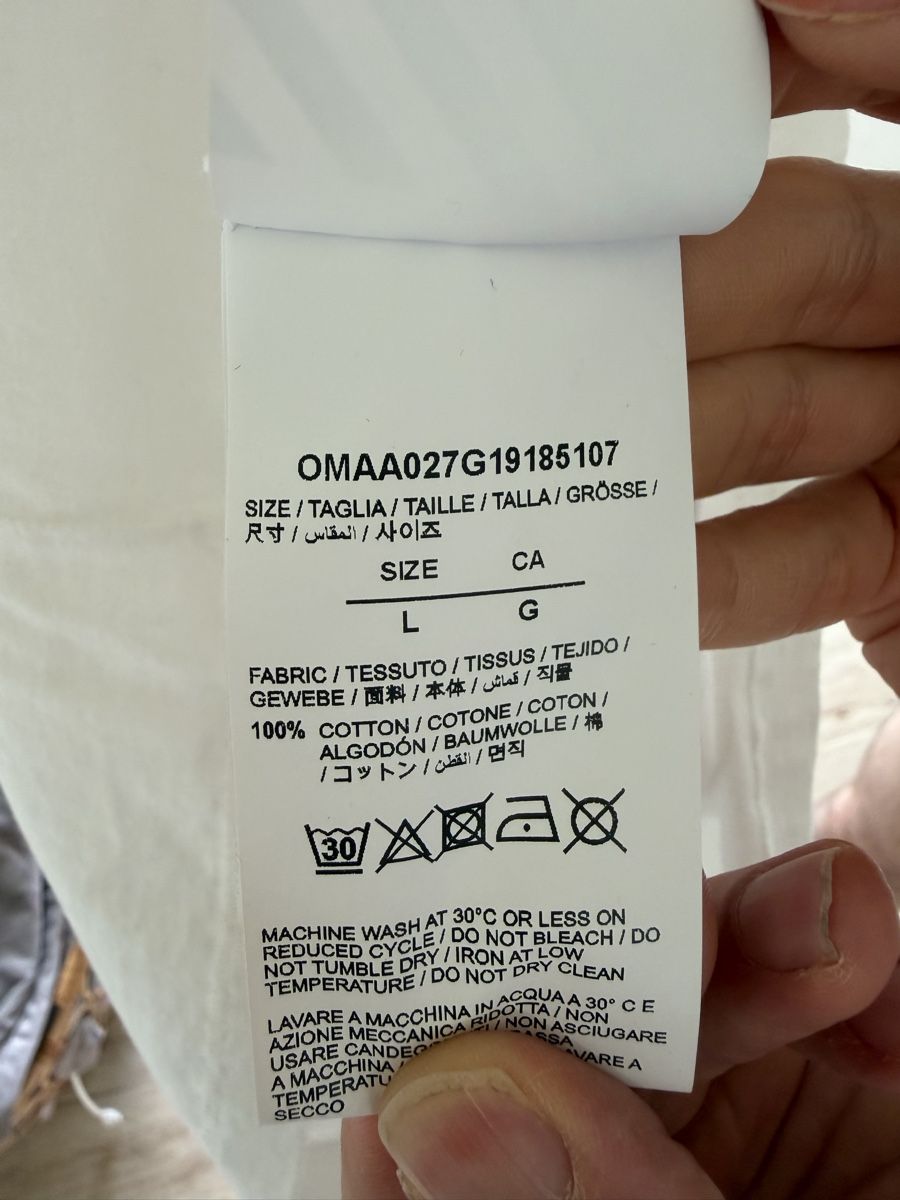 Off-White T-shirt: Off-White T-Shirt, Virgil Abloh, Grösse L – Nuovo (secondo la descrizione) da Zürich venduto da gilbert_co 4