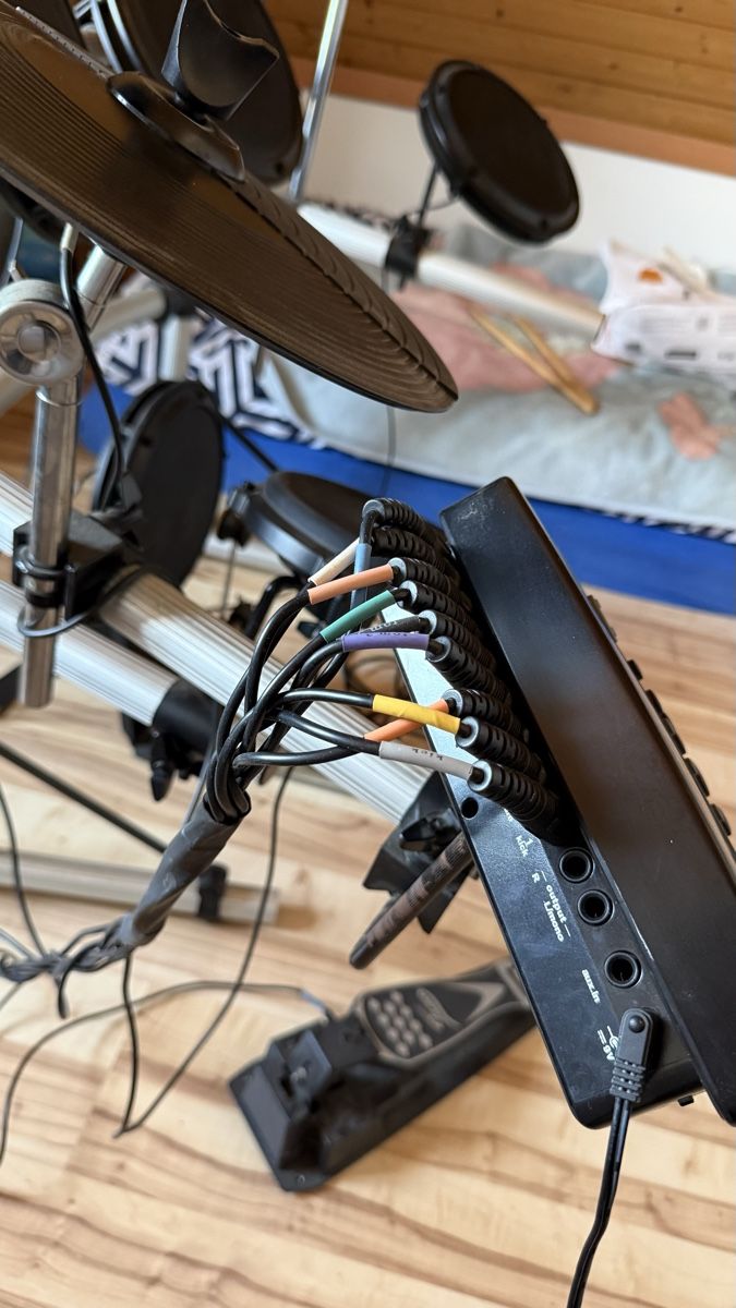 Strumenti musicali: Fame DD506 Schlagzeug – Usato da Däniken SO venduto da sunnyresales 2
