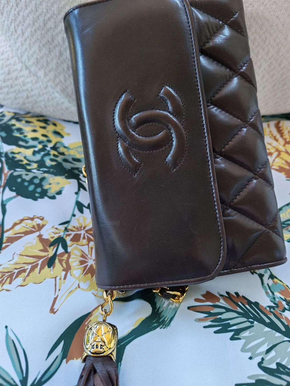 Chanel Borse da donna: Sac Chanel Vintage brun – Usato da Trélex venduto da autard 3