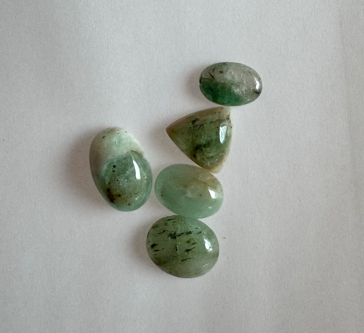 Pietre preziose: 5 schöne Smaragd Emerald Cabochons     UNIKATE – Nuovo e nell'imballaggio originale da Leuggern venduto da gemshow 3