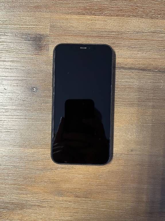 Apple Telefoni cellulari / Smartphones: iPhone 11 128 Go  très bon état – Usato da Tramelan venduto da ben_v5km 1