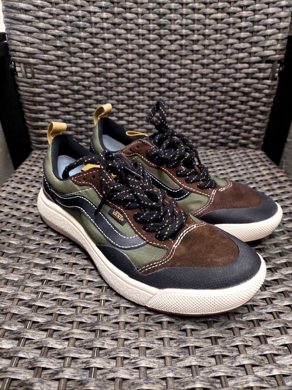 Vans Scarpe da uomo: Vans ultrarange exo 39 – Nuovo (secondo la descrizione) da Vauffelin venduto da Cbelet25