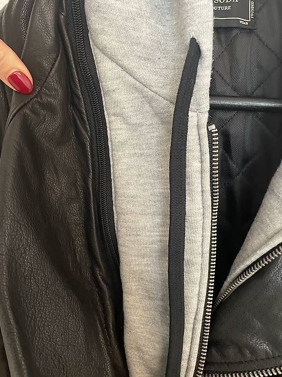 Vestes: Scotch & Soda Lederjacke – D'occasion à Zürich par Lara.01 1