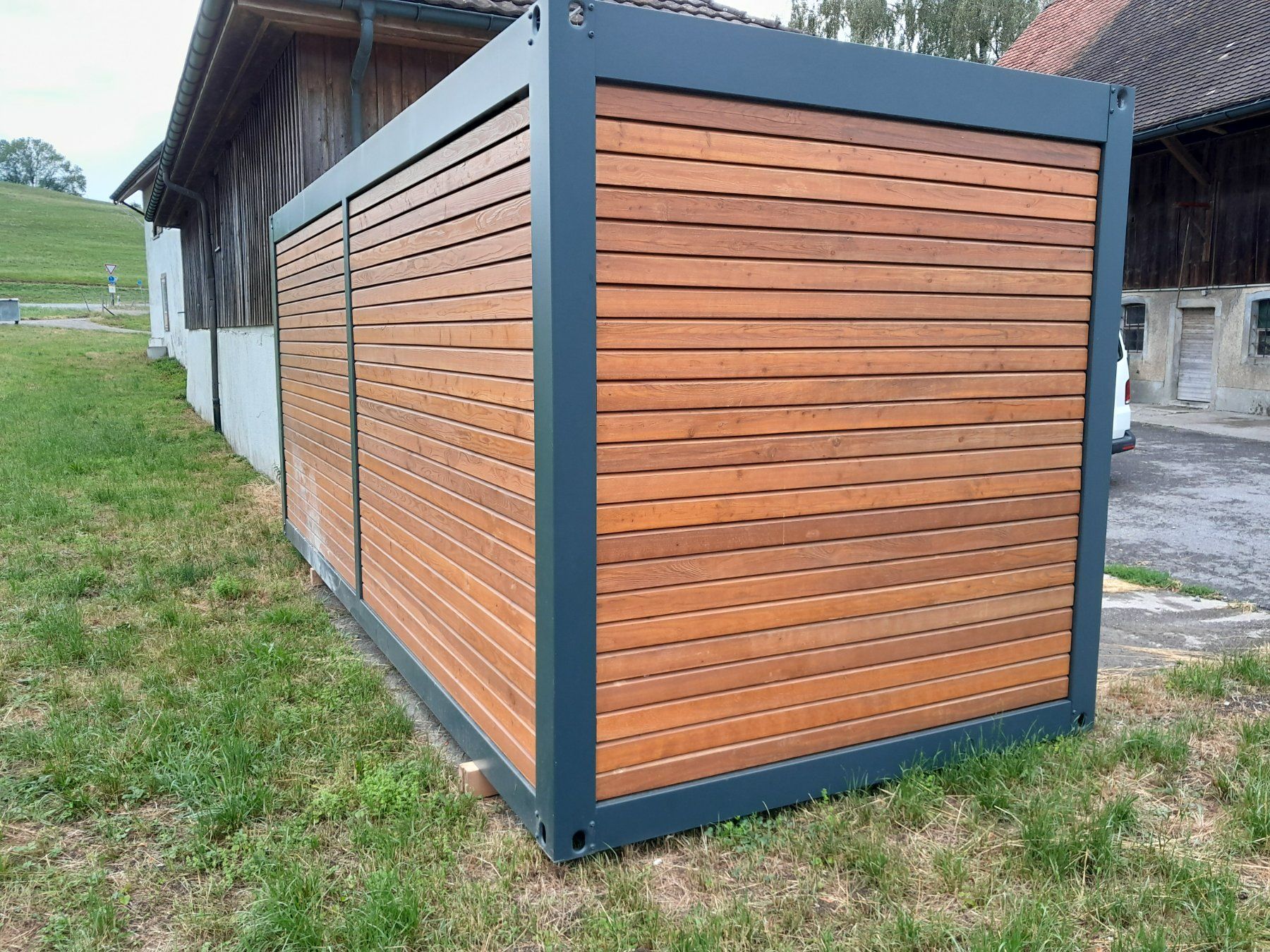 Baucontainer: Container, Hofladen, Büro, Verkaufsraum – Gebraucht aus Tuggen von Figaros 1