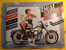 Retro Blechschild "Best Garage" - Motorrad Pin-up!