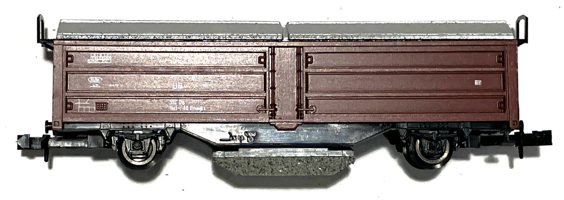 Trix Modelleisenbahnen: Trix DB-Gleisputzwagen in Spur N – Gebraucht aus Zürich von foufou2000 1