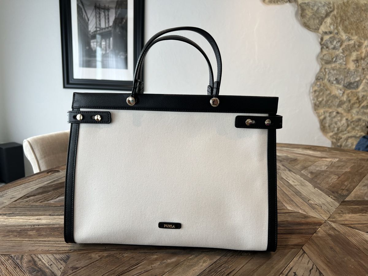 Furla Borse da donna: Handtasche von Furla – Nuovo (secondo la descrizione) da Zwingen venduto da SandraMaccauso