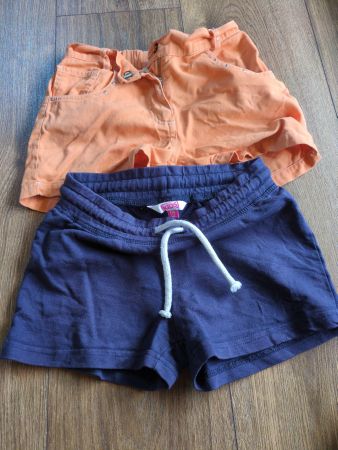 2 Kurzhosen Shorts 116 Mädchen