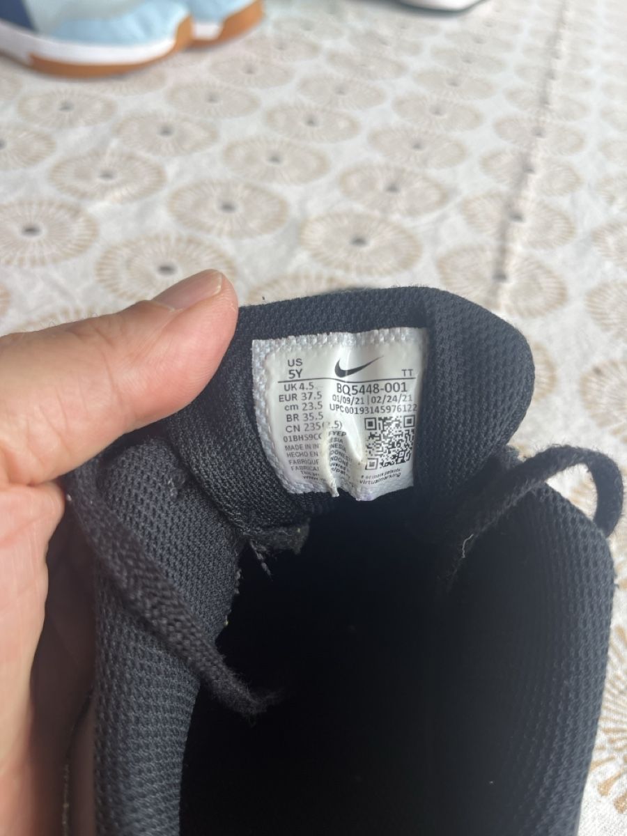 Nike Scarpe da uomo: Nike Sneaker schwarz Grösse 37.5 – Usato da Altdorf UR venduto da Jenny13 3