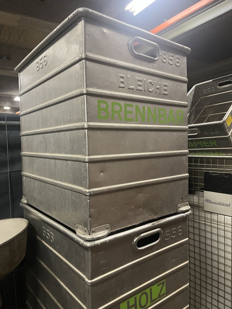 Transportkisten: Aluboxen – Gebraucht aus Olten von Rozzo0