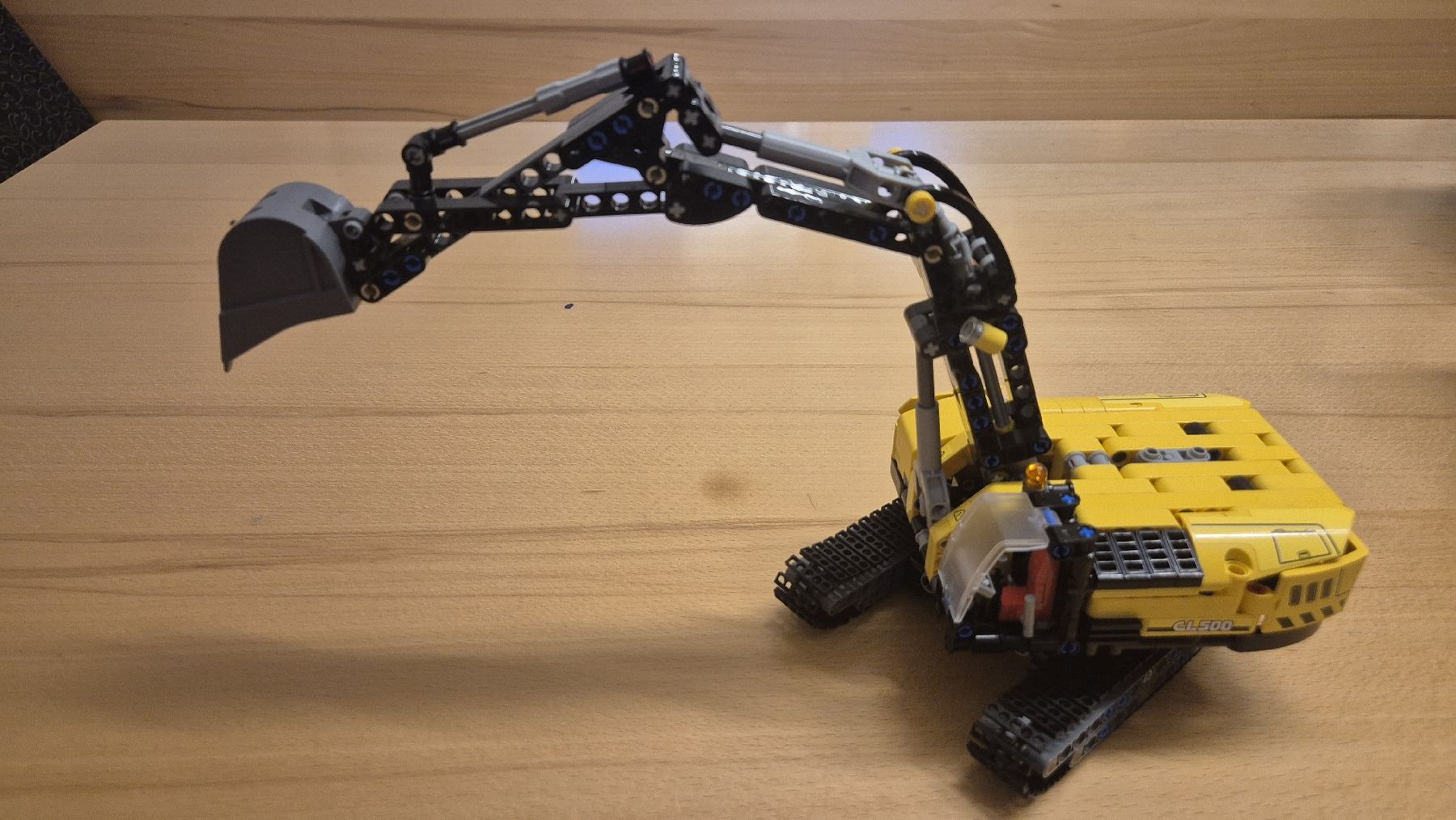 Lego Giocattoli: Lego Technik Raupenbagger 42121 – Usato da Schaan venduto da Ironurs 2