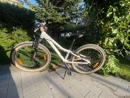 Kindervelo Scott 24 Zoll weiss guter Zustand