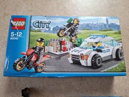 LEGO City 60042 - Polizei Verfolgungsjagd -