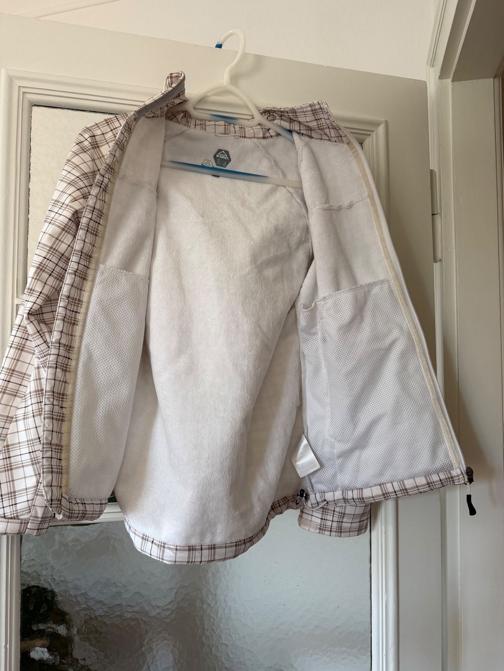 Jacken: kuschlige Softshelljacke von McKinley Grösse 36 – Gebraucht aus Basel von Blue199 3