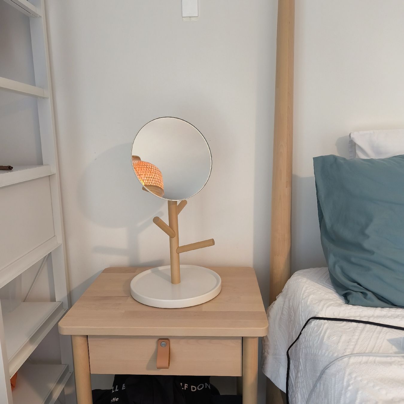 Specchi: Wooden Table Mirror – Nuovo (secondo la descrizione) da Basel venduto da jav_ck26