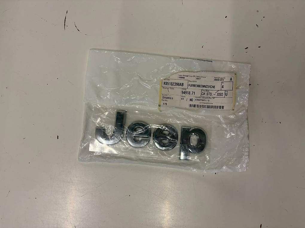 Tutti pezzi di ricambio auto: Sigla Jeep (05182390AB) – Usato da Ascona venduto da bertoniautomobilisa