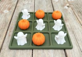 Halloween-Sortierplatte „Geist & Kürbis“
