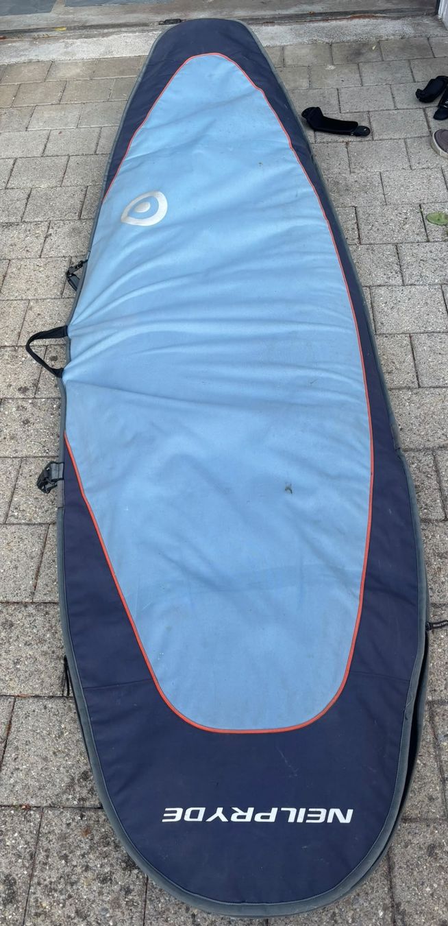 Mistral Tavole da surf e di nuoto: Mistral 140 Windsurfboard mit Finne  und Bag – Usato da Perlen venduto da Schaf09 1