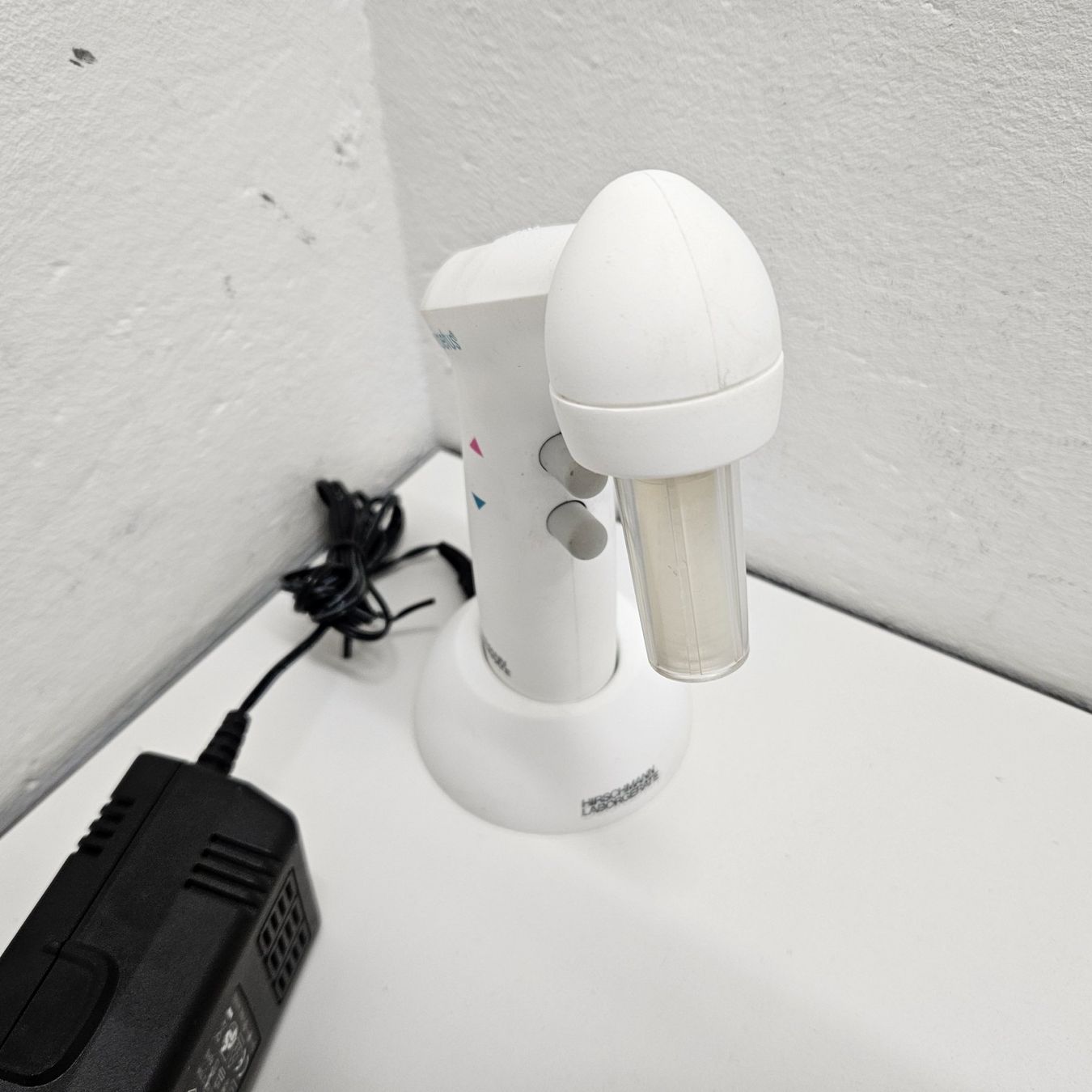 Accessori da laboratorio: Hirschmann Pipetus – Usato da Niederdorf venduto da LeptonAG_Labor 3