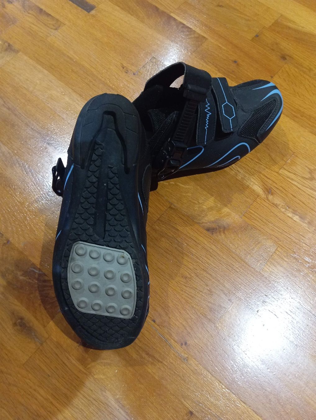 Scarpe da uomo: scarpe bicicletta  – Usato da Maroggia venduto da Mecca74 1