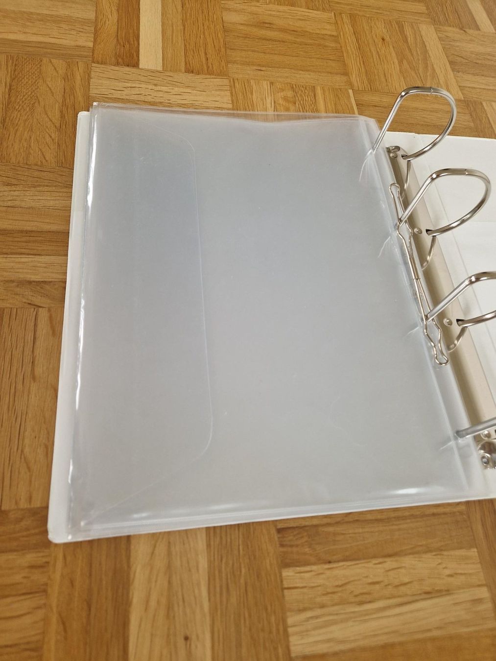 Raccoglitori: Ordner weiss mit Plastik Hüllen – Nuovo (secondo la descrizione) da Zürich venduto da yro_qvz7 2
