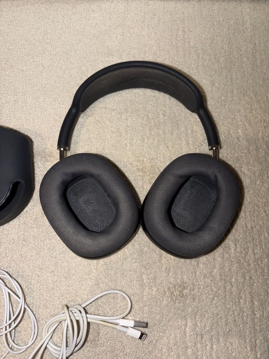 Apple Cuffie: Apple Airpods Max Mitternacht – Usato da Visperterminen venduto da lgresell 2