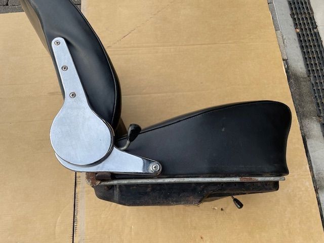 Porsche Tutti pezzi di ricambio auto: PORSCHE Sitze 356 - 912 - 911 – Usato da Villnachern venduto da Kneti996 4