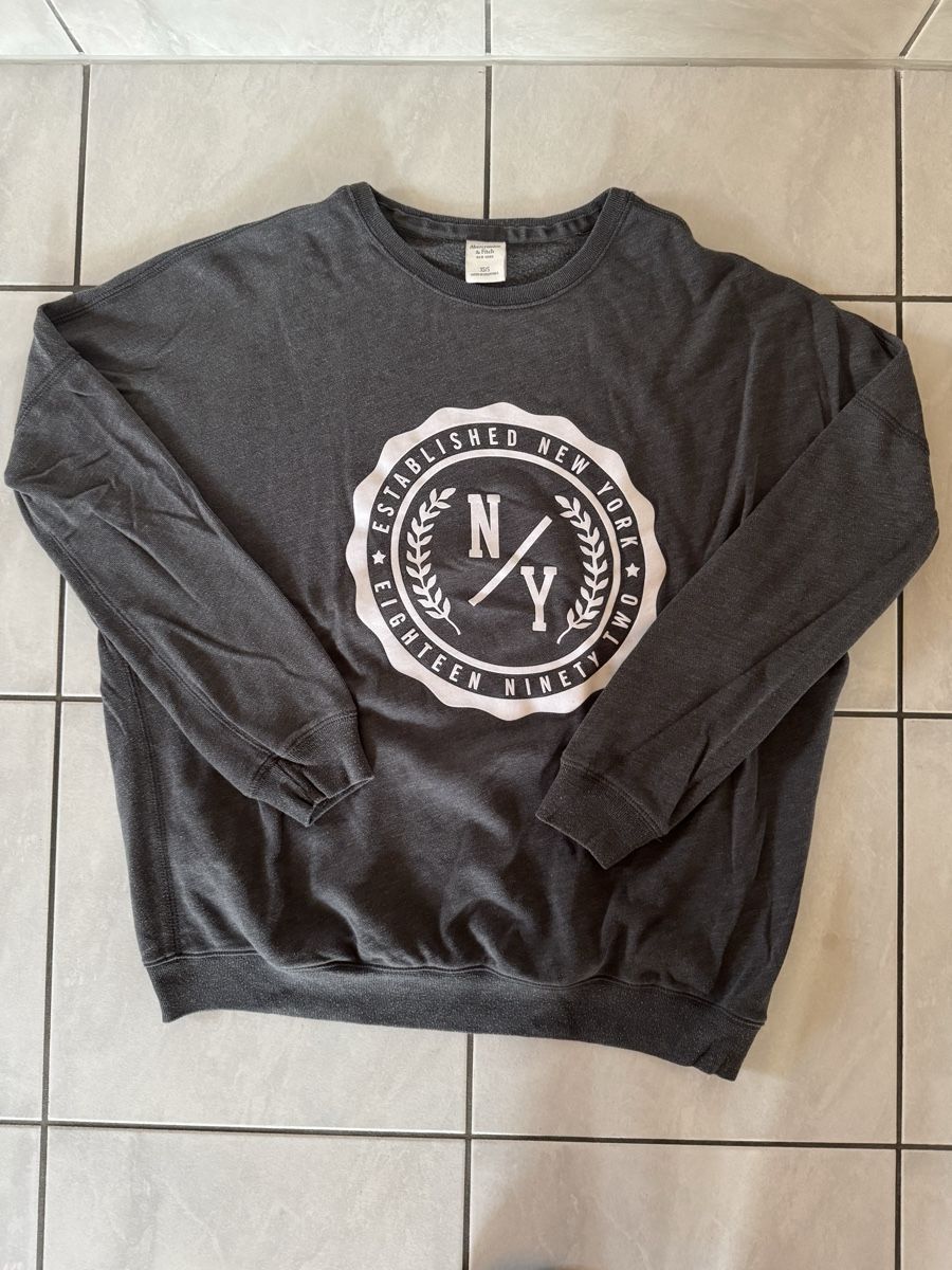 Abercrombie Maglioni & Felpe: Abercrombie & Fitch Sweatshirt – Usato da Hergiswil NW venduto da kaufe_bei_kaufmann