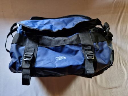 Reisetasche/Rucksack blau mit Emmi Logo 