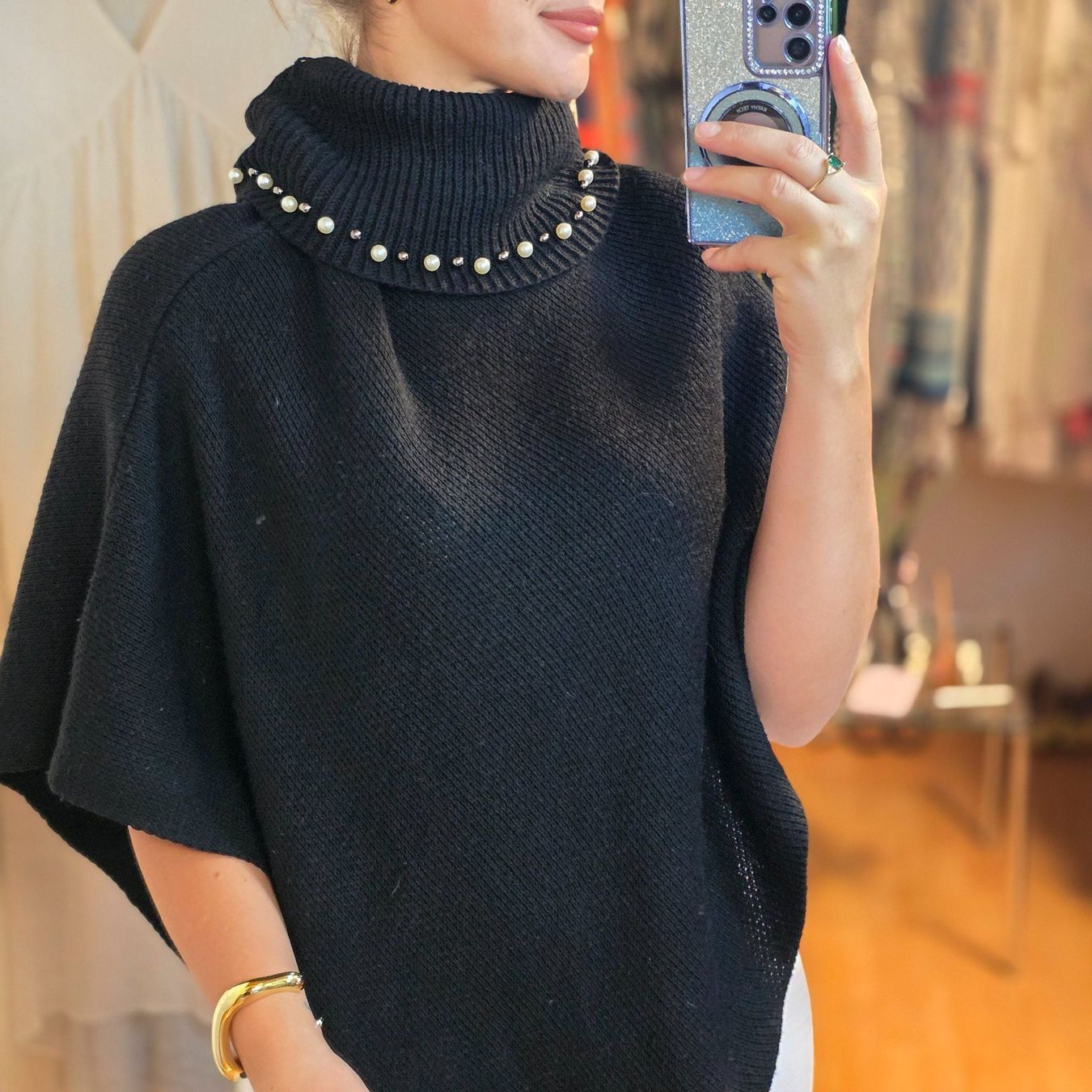 Sonstige Damenmode: Schwarzer Poncho M L asymmetrisch elegant Perlen Chic – Gebraucht aus Wald ZH von CapLux 1