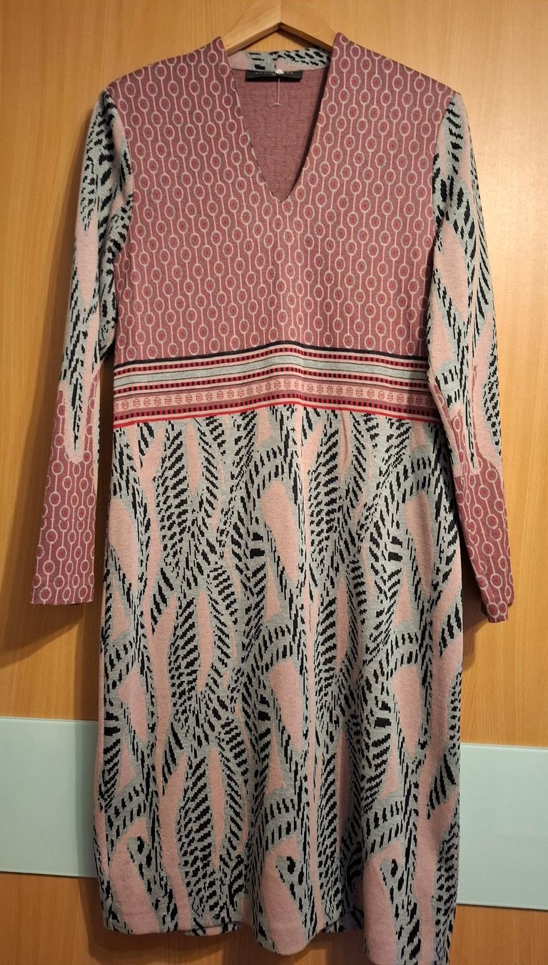 Robes: Trendiges Strickkleid Syndicate, Grösse 40 – Neuf (Voir description) à Solothurn par sweyla21