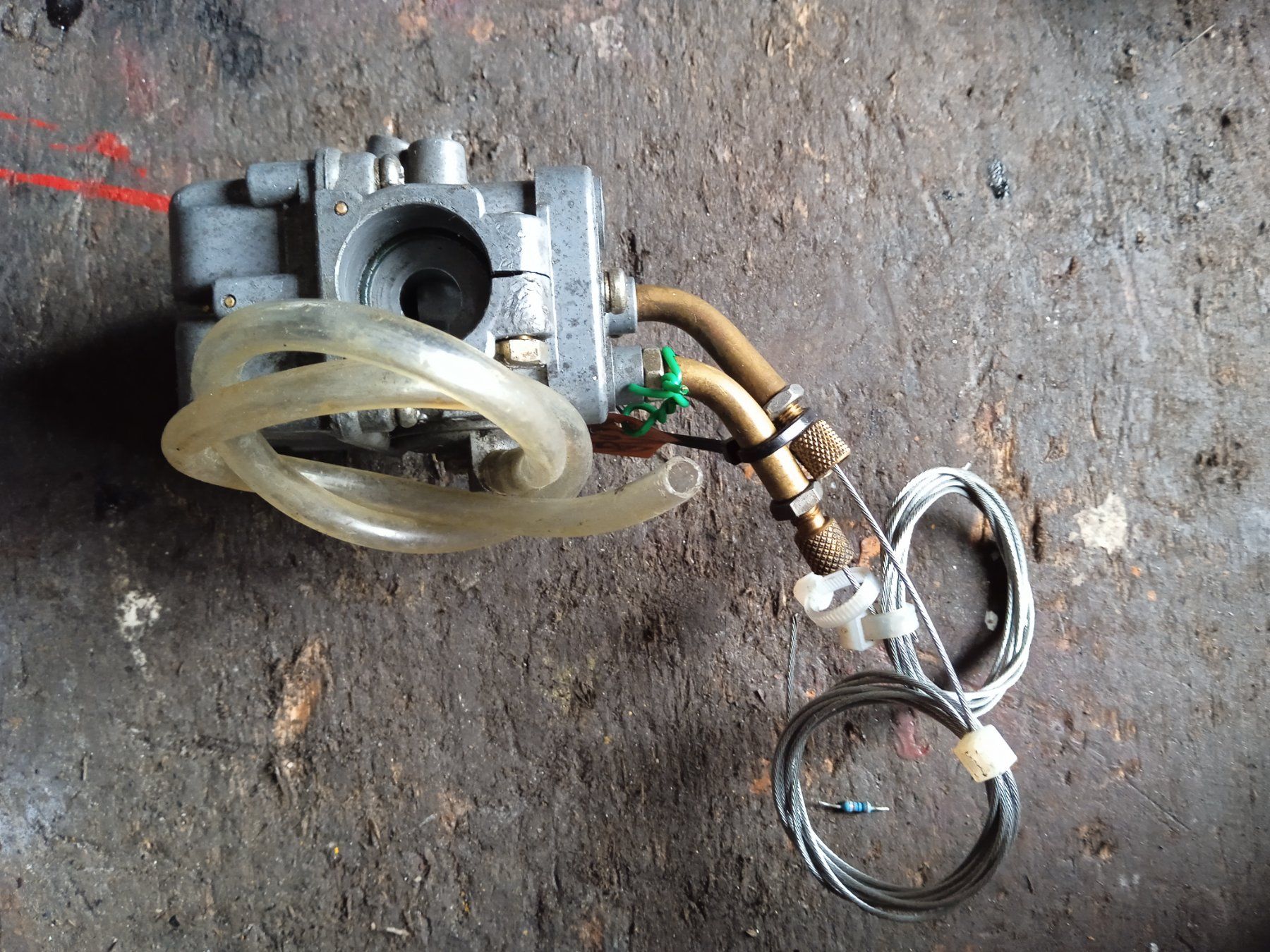 Parti ricambio per ciclomotori: Bing 18 Kat Vergaser Puch/SachsPony – Usato da Fulenbach venduto da Elektronik