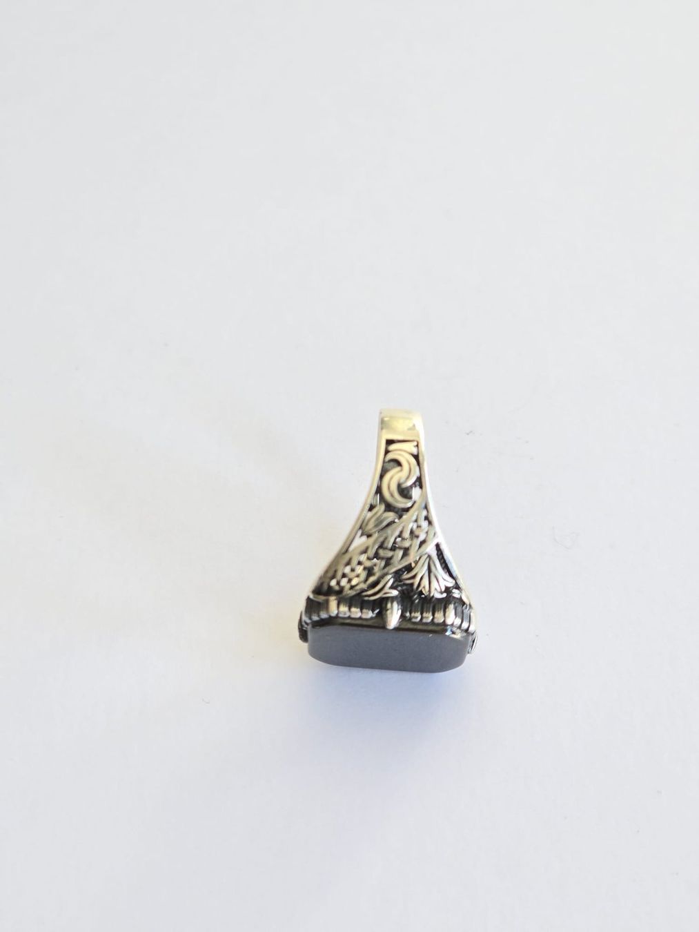 Onyx Anelli: Bague en argent, Onyx, taille 61 – Nuovo e nell'imballaggio originale da Neuchâtel venduto da NIDAVELIR