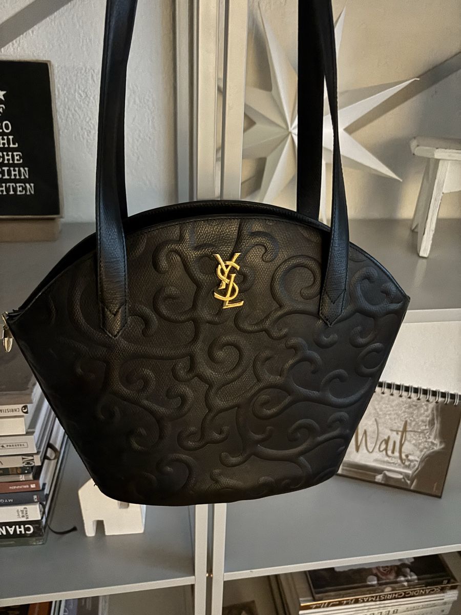 Saint Laurent Sacs femmes: Saint Laurent – D'occasion à Bolligen par mic_nf5g