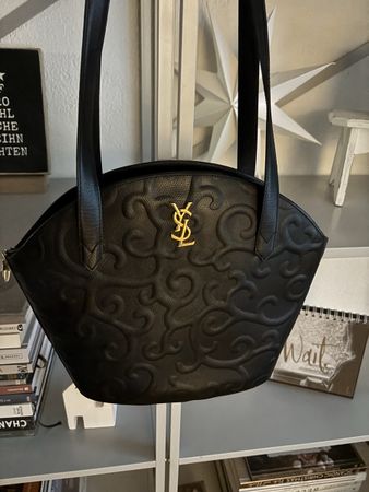 Saint Laurent