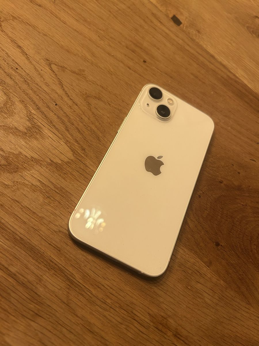 Apple Telefoni cellulari / Smartphones: IPhone 13 256GB, white – Usato da Uster venduto da Eric_96 1