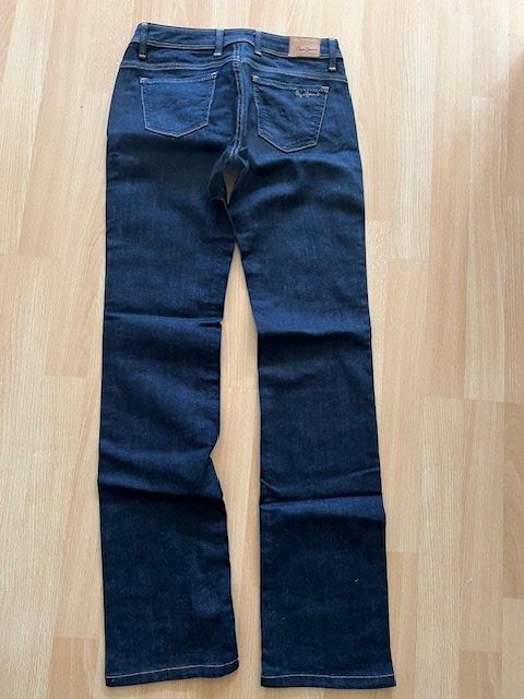 Pepe Jeans Jeans: Jeans Pepe Jeans regular fit Gr. 26|32 – Gebraucht aus Wabern von MagdalenaWabern 1