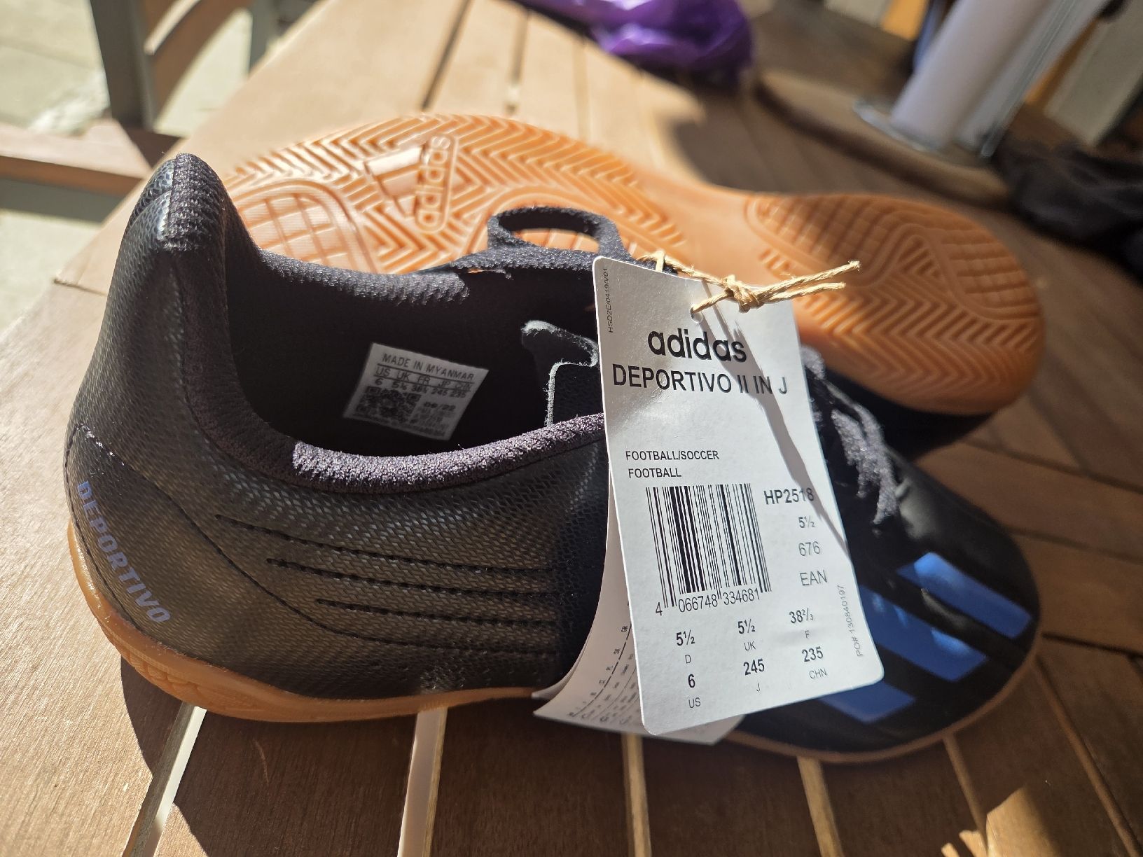 Adidas Scarpe per ragazzi: Turnhallenschuhe – Nuovo e nell'imballaggio originale da Stein AG venduto da Sissi73 1