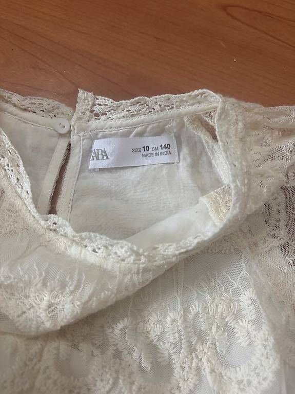 Vestiti & Gonne: Zara Kleid, gr 140 – Usato da Küttigen venduto da san_2x92 1
