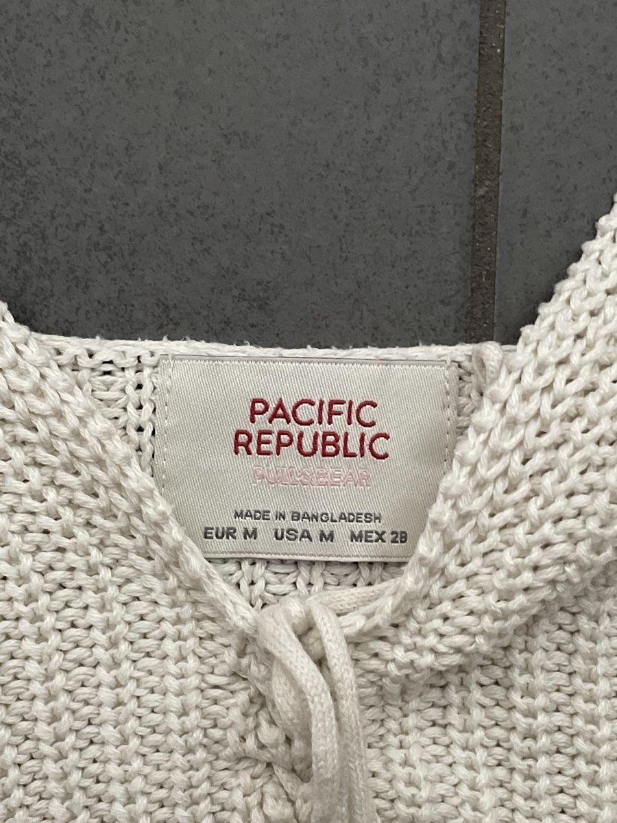 Pull&Bear Tops: Crop top d'été en crochet Pull&bear – Gebraucht aus Cressier NE von leiestla 1
