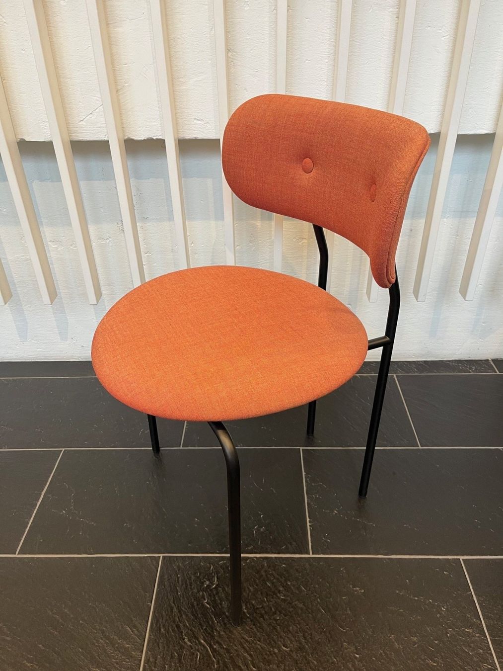 Gubi Chaises: Gubi Coco Stuhl – D'occasion à Zürich par HST253 1
