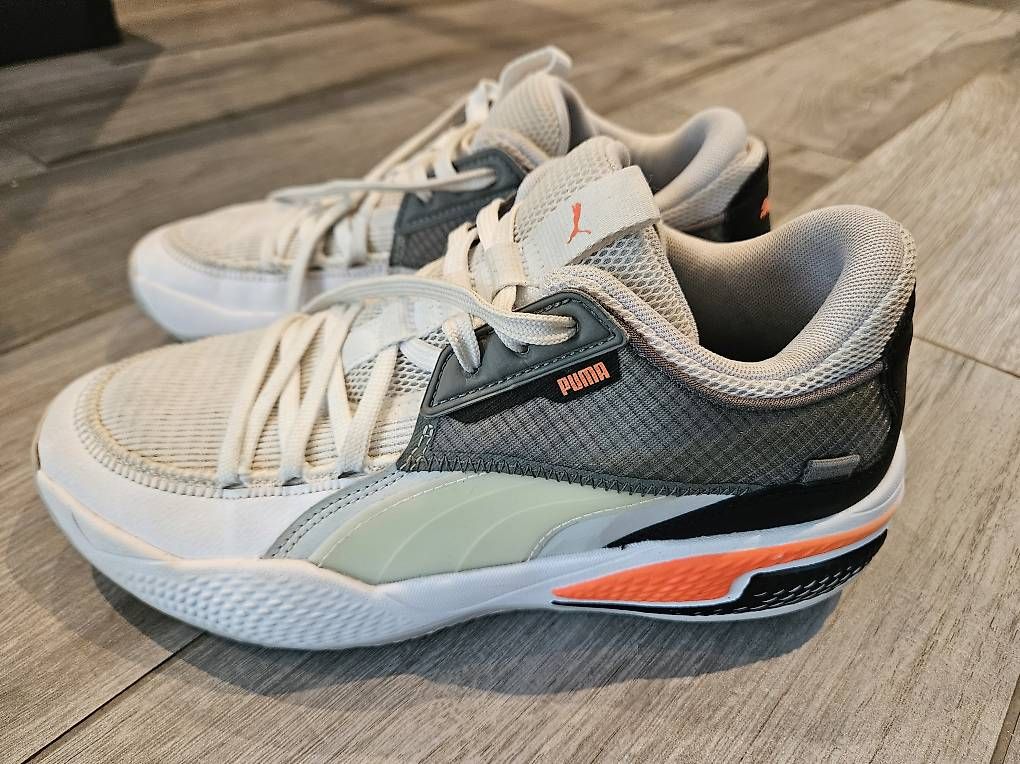 Chaussures hommes: Baskets puma taille 41 – D'occasion à Muraz (Collombey) par Calidoo